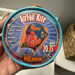 Y2K Finding Nemo AirFoil Kite